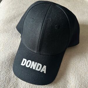 Black Donda Cap Yeezy